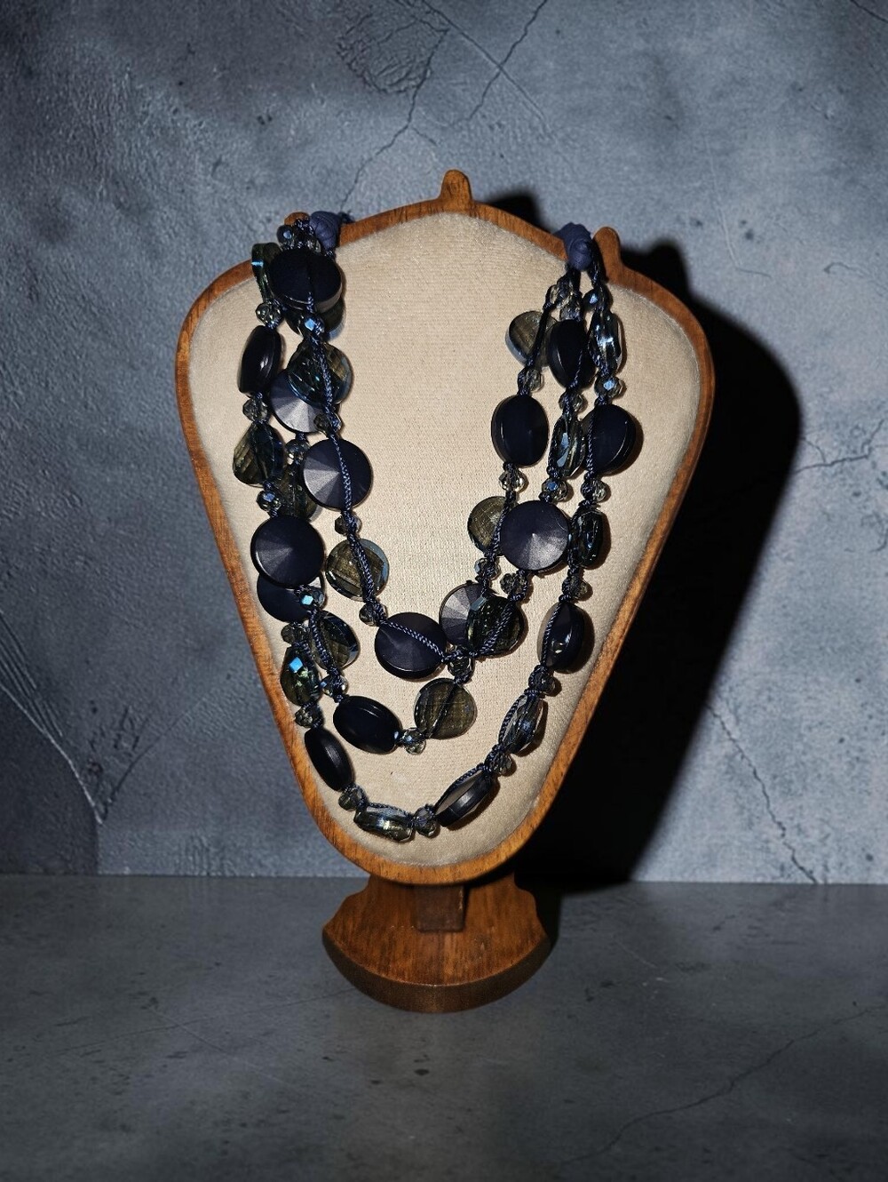 Sassified BOUTIQUE NWT Multi-Strand Navy Beaded Necklace